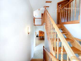 ZNÍŽENÁ CENA 6- IZBOVÝ RD S DVOJGARÁŽOU,VEĽKÝ POZEMOK 1,65ha - 11