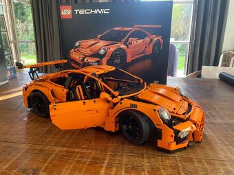 LEGO TECHNIC 42056 Porsche 911 GT3 RS - Z VÝSTAVKY - 11