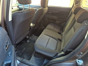 Mitsubishi Outlander 2.2D 4x4 7.miest - 11