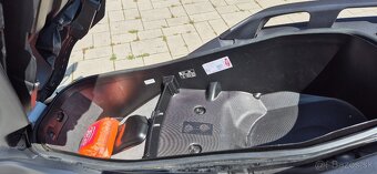 Yamaha x max 300 - 11