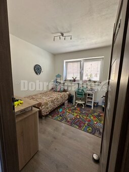Krásny rodinný dom v obci Jur nad Hronom - 11