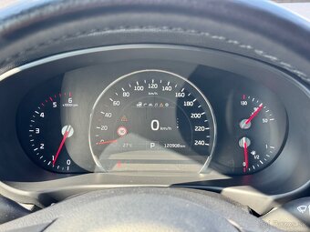 Kia Sorento 2.2 CRDi VGT 4WD ISG Platinum A/T - 11