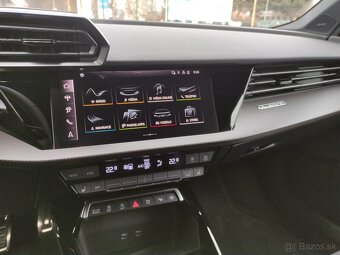 Audi RS3 FACELIFT MATRIX SONOS HUD KAMERA ZÁRUKA MY 2025 - 11
