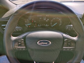 Ford Focus - 11