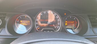 Citroen C5 x7 2.0 Automat - 11