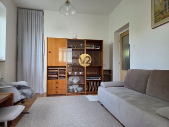 Na PREDAJ RD Zobor s krásnym pozemkom 941m2 - 11