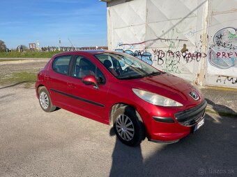 Peugeot 207 1.4 benzín - 11