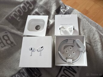 AirPods Pro 1st gen. - 11