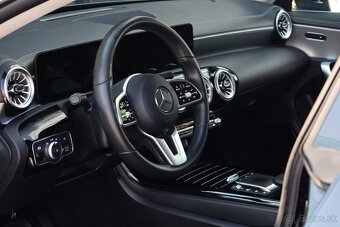 Mercedes-Benz CLA Shooting Brake SB 200 d 4MATIC A/T - 11