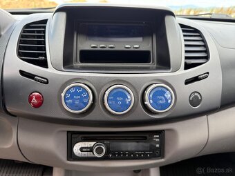 MITSUBISHI L200 2010 2.5D 4X4 + UZÁVIERKA ZAD. DIFERENCIÁLU - 11