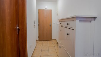3-izbový byt s obrovskou predzáhradkou (122 m²) - Sv.Jur - 11