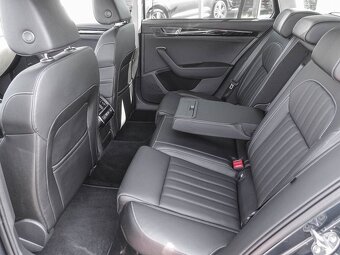 Skoda Superb Combi 2.0 TDI DSG Laurin & Klement - 11