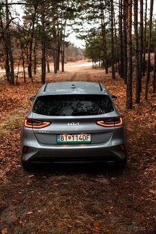Kia Ceed Hatchback, 1.5L, 118kW, 2022 - 11