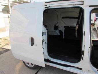Dacia Dokker Van 1.6 SCe Access - 11