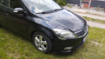 Kia ceed SW - 11