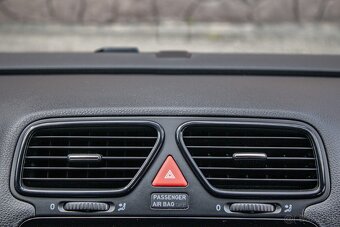 Volkswagen Scirocco R 2.0 TSI - 11