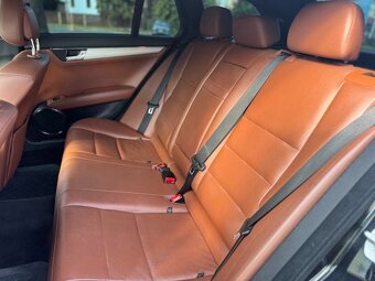 Mercedes-Benz C200 CDI - 11