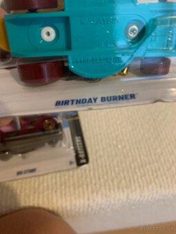 Hotwheels - 11