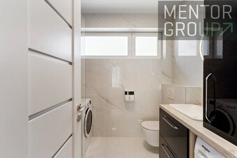 360° VR Ponúkame na predaj 2i RD v radovej zástavbe + 2 par - 11