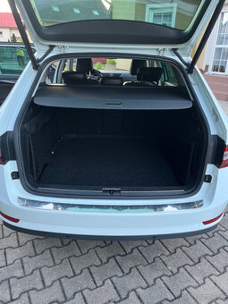 Škoda Superb Combi 2.0 TDI - 4x4 - 190k L&K - DSG - EU6 - 11
