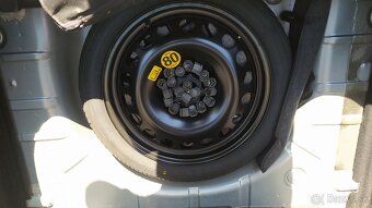 Predám Opel Astra J 12/2013 - 11