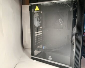Predám PC skrinka Montech X3 MESH Black - 11