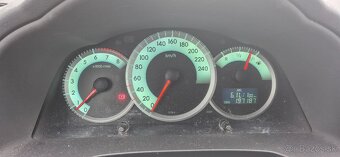 Toyota corolla verso - 11