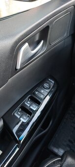 KIA Sportage 2.0 CRDi 4WD GT-line 136kw Automat - 11