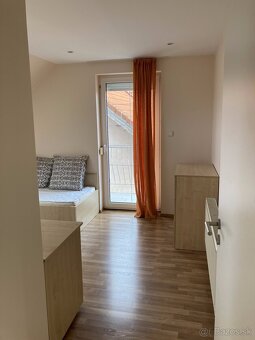 4-izbový rodinný dom na prenájom - voľný ihneď - 11