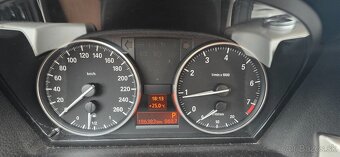 BMW 320i e90 automat - 11
