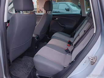 seat altea XL,1,9d,77kw,5miest,r.v.2010,Model2011,klíma - 11
