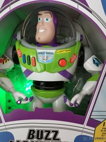 Buzz Lightyear TOY STORY original Disney, interaktívny - 11