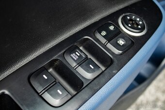 Hyundai i10 - 11