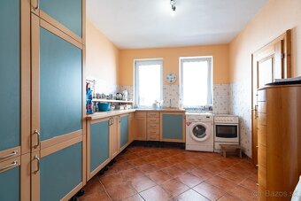Exkluzívny trojpodlažný dom s výhľadom na Košice - 11