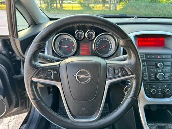 Opel Astra Sports Tourer - 11
