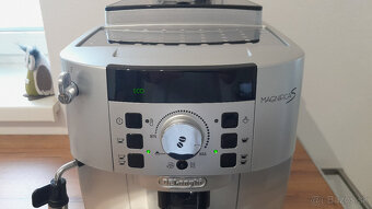 Kávovar - Delongi Magnifica S - 11