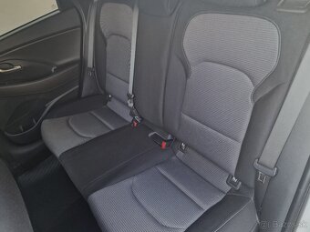 Hyundai i30 1.6CRDi Style Facelift SR 1majiteľ V záruke Top - 11