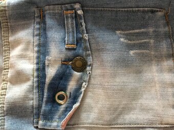 DSQUARED2 pánske riflove capri nohavice L/XL - 11