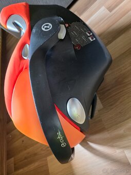 Autosedacka Cybex Aton Q - 11