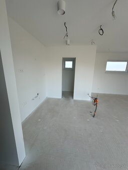 Predaj 4 izbový RD s garážou novostavba - Cífer, Pác - 11