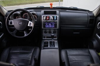 Dodge Nitro 2.8 CRD R/T A/T - 11