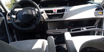 Citroen C4 Grand Picasso - 11