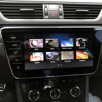 Škoda Superb Combi 4x4 Sportline 140 kW(190k), top stav - 11
