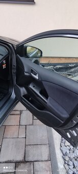 Honda CIVIC 1,4 VTEC r.v.2012/13 - 11