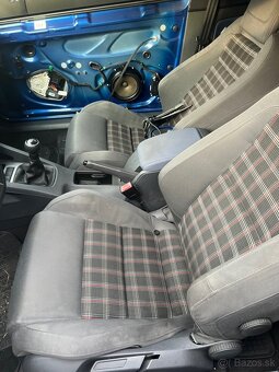 Len Rozpredam Golf 5 GTI optik R32 - 11