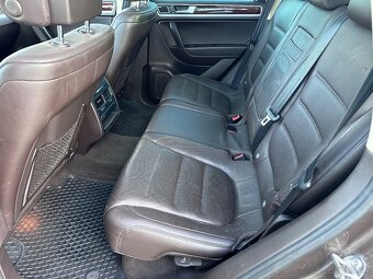 Volkswagen Touareg 4.2 V8 TDI PANO DYNAUDIO - 11