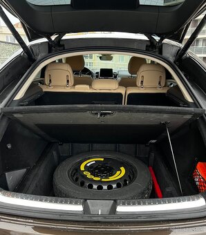 Predávam Mercedes-Benz GLE Coupé 350d 4MATIC (2017) - 11