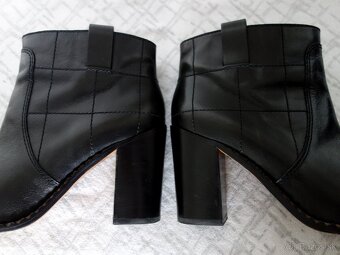 Marc by Marc Jacobs celokožené čižmičky veľ. 38,5 - 11