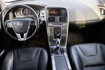 Volvo XC60 140kW (2015) - 11