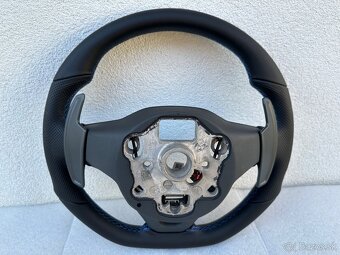 Sportovy volant vw touareg cr7 2018+ r rline vyhrev - 11